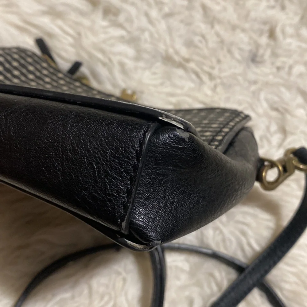 Fossil Campbell Crossbody‎ in Black Stripe